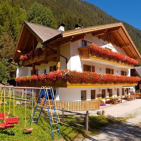 Bed and Breakfast Garni Bergland Рачинес Экстерьер фото